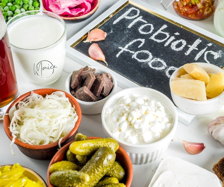 Alimente fermentate bogate în probiotice: chefir, iaurt, varză murată și castraveți murați